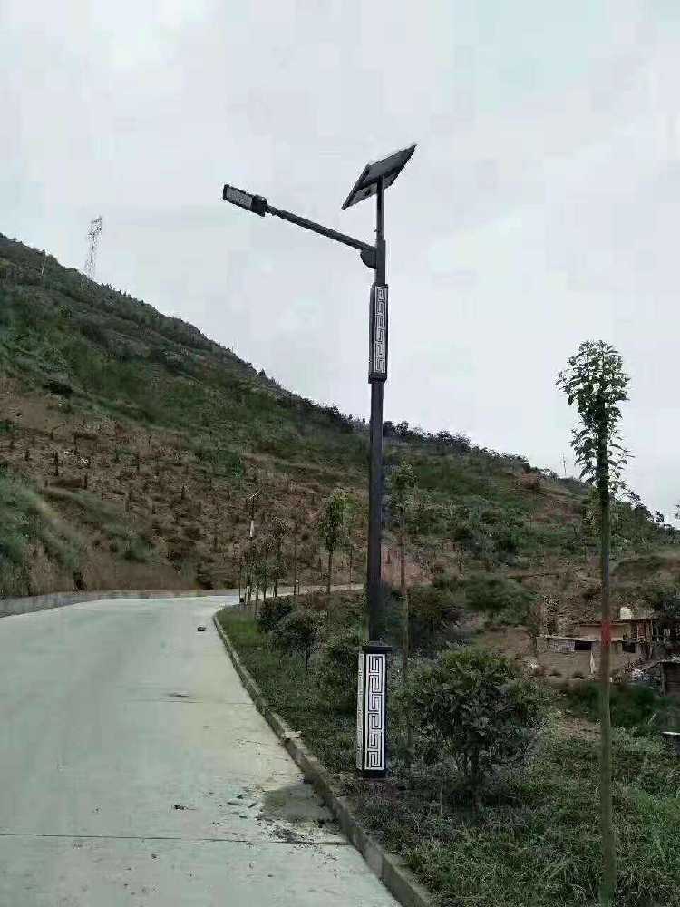 阿拉善左旗仿古太阳能路灯